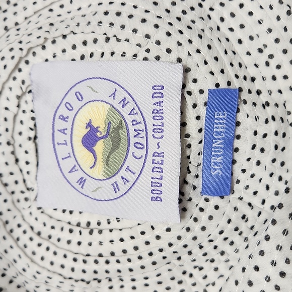 Wallaroo Hat Company Scrunchie Hat - Picture 12 of 12